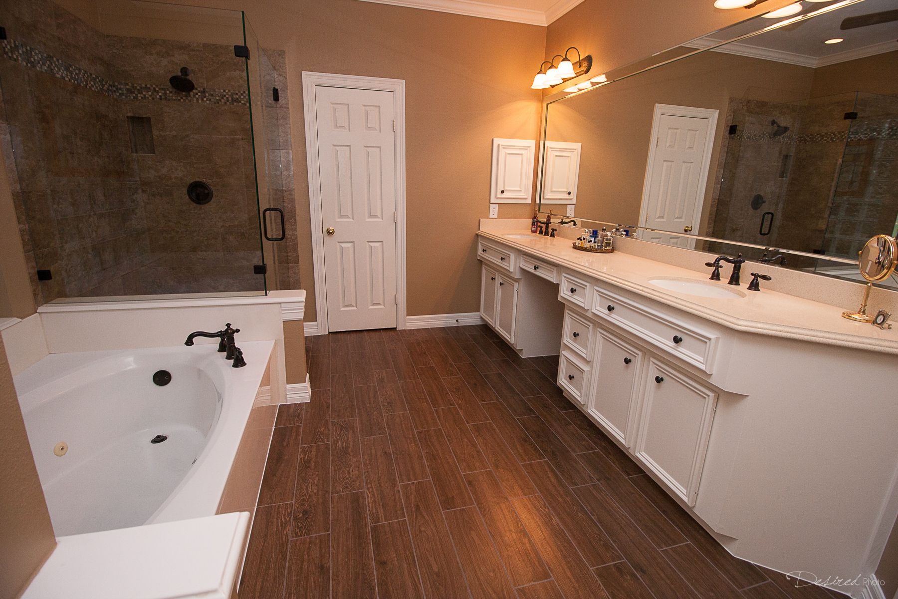 Bathroom remodeling Miami tile and finishes